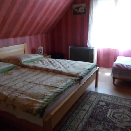 Gasthof Fenyofa Vendeghaz *